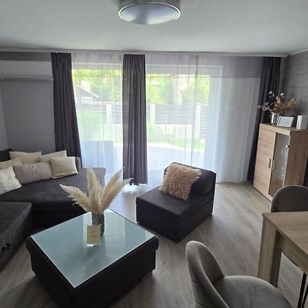 Fortunabeachhouse Zamárdi Exteriör bild